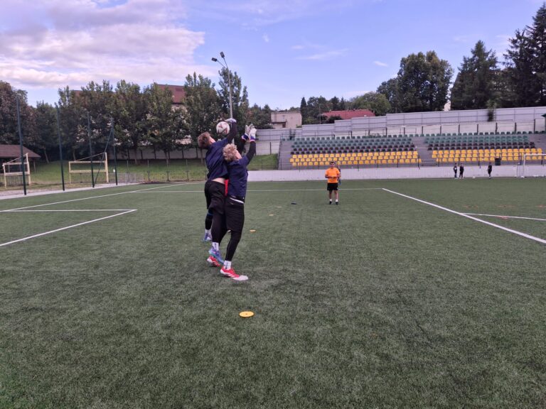 06eba6bf-995a-4b76-8c6f-29cf7ebef5aa