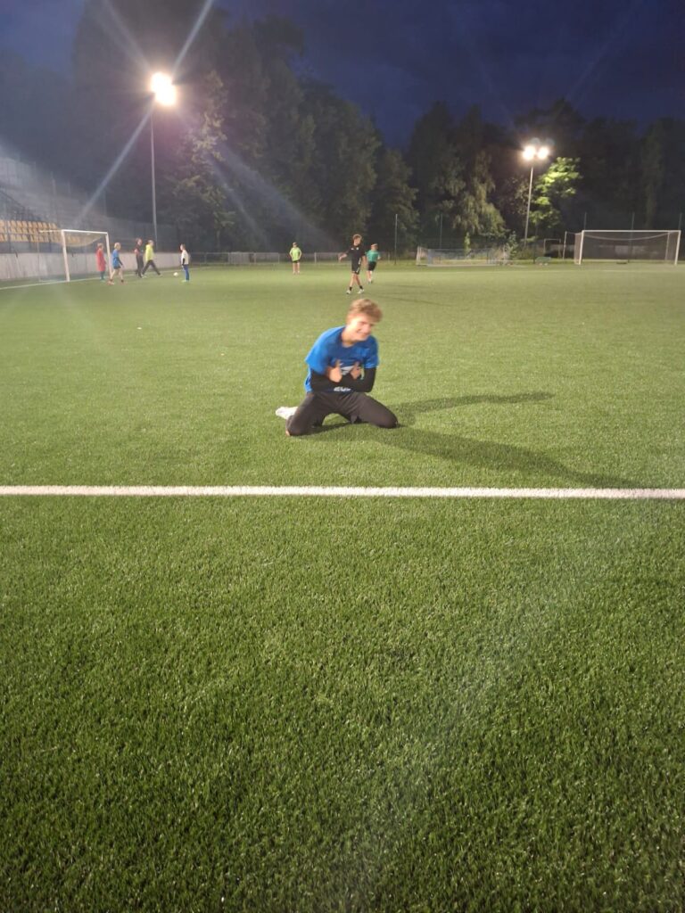 3e3970ff-c9ee-48bb-a001-7c9f7b354073