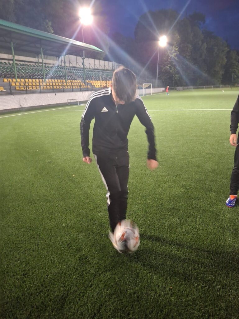 3ee6eab3-b883-4637-ab0e-3eeeb75a16cd