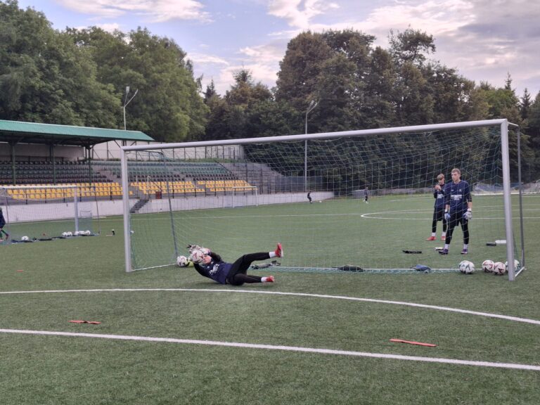 a63a9c17-f588-4eec-ac85-32f144cbf82f