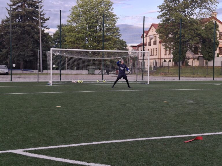 a6ef863e-23bf-43ca-bcee-43eaf84e3837