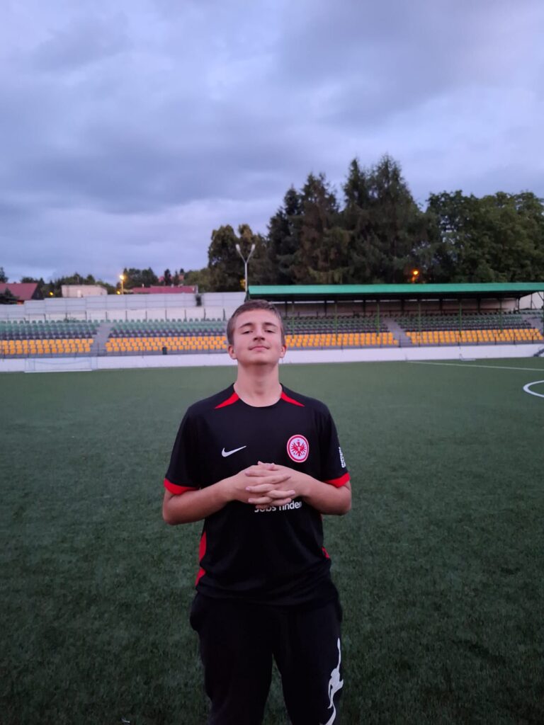 b0288f7f-e186-4cb9-a8aa-3c8e16384a5d