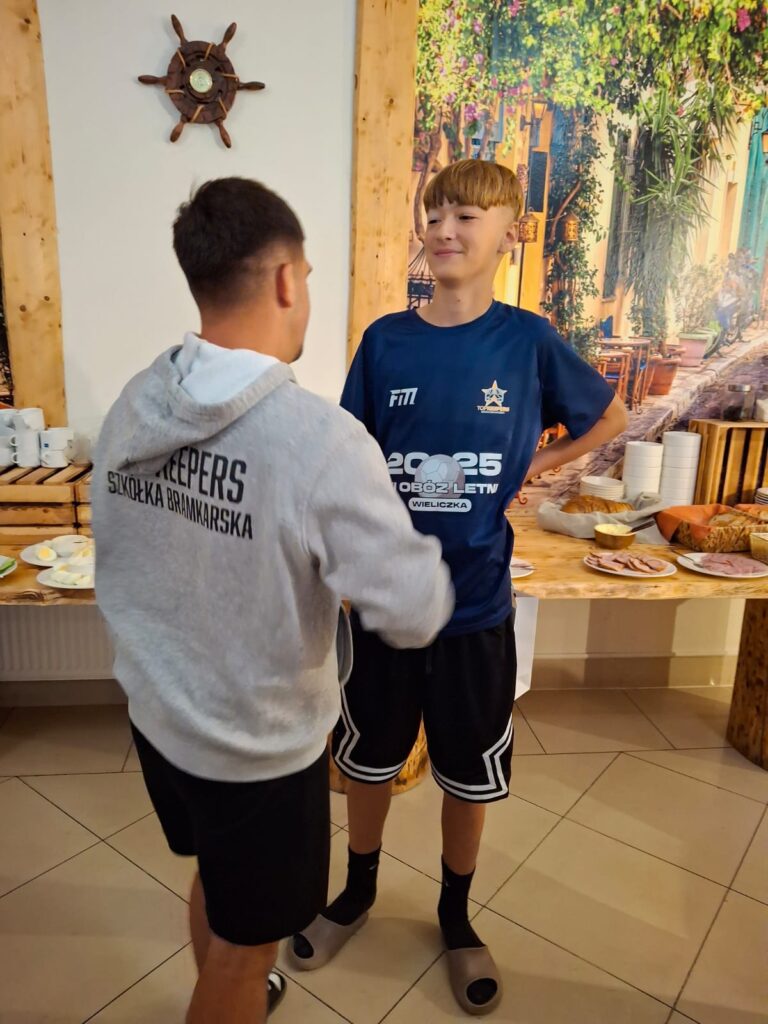 c275c3b7-ceeb-4295-a751-202604cd2259