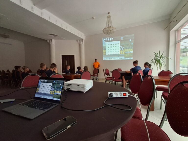 eb58aff0-e7ed-4fab-a71d-f1b840aefe0a